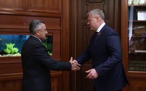 «Трусов новых нет, но подарю золотые часы соседу» — дорогой подарок от Астраханской области азербайджанскому Карабаху