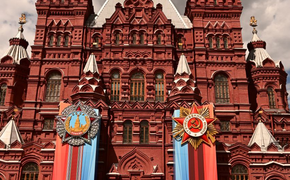 Латвийский телеведущий побывал в Москве 9 мая