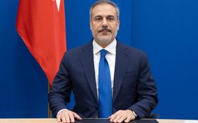 Глава МИД Фидан: Турция готова внести любой вклад в украинское урегулирование