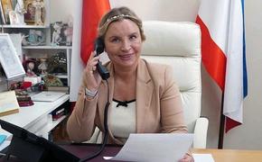 Министр спорта Крыма взяла новую телефонную высоту
