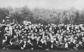 Все началось с Иваново-Вознесенского Совета рабочих депутатов: к 120-летию возникновения Советов рабочих депутатов