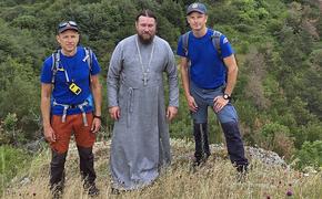 Православные шли в горы с верой в Бога и спасателей