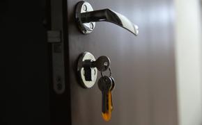 Иностранка содержала притон в квартире на улице Стойкости