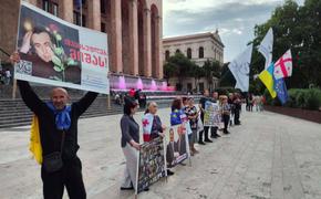 Из-за двойного гражданства на политической карьере Саакашвили в Грузии поставлен крест