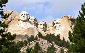 Изображение Трампа предложили разместить на горе Рашмор