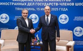 Лавров и Арагчи: урегулирование кризиса вокруг иранской ядерной программы должно быть по нормами международного права