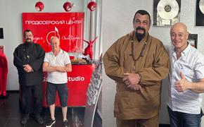Стивен Сигал станет специальным гостем фестиваля SandlerFest, объединяющего все направления рок-музыки