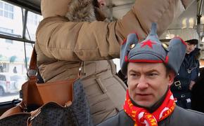 Штрафом по тем, кто не захочет уступить место беременной или пожилому