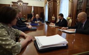 Путин на совещании по экономическим вопросам сообщил о подготовке федерального бюджета на предстоящую трёхлетку 