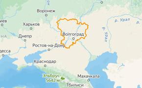 Обломки сбитого дрона упали на многоэтажку в Волгограде