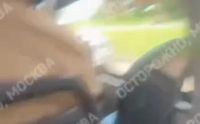 В московском автобусе хакеры включили оповещение с записью об угрозе ядерной бомбардировки