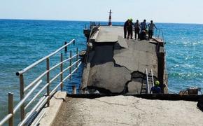 Они родились в рубашках – морской пирс рухнул в метре от них
