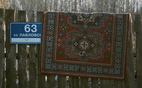 Не хвастайтесь здоровьем и не садитесь на угол стола: китаец поделился правилами визита в гости к русским