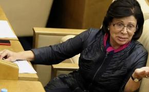 Депутат Роднина считает, что россияне возмущаются величиной пенсии потому, что их потребности растут вместе с доходами