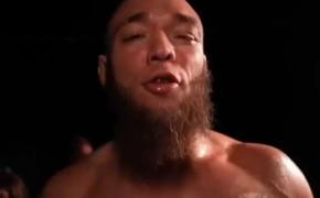 Бразильский боец смешанных единоборств Вальтер Уокер одержал победу на ринге над британским противником под русскую песню «Матушка-Земля» и воскликнул: «Слава России!»