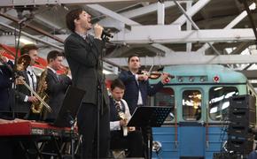 В Петербурге празднуют 70-летие электродепо «Автово»