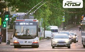 Директор МУП «КТТУ» Александр Грачев поздравил сотрудников и ветеранов с профессиональным праздником