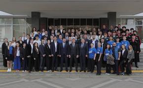 Молодогвардейцы встретились с делегацией Луганской народной республики