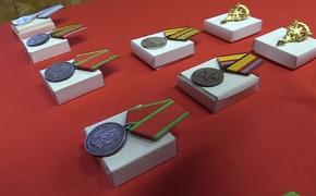 В семи метрах от врага: штурмовиков группировки «Днепр» наградили за отвагу в Запорожской области