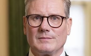 Британского премьера Стармера предупредили о слишком частых поездках за рубеж