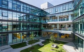 «Неприятность эту мы переживём»: за счёт российского бюджета строятся современные школы киргизским детям