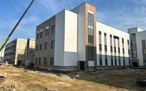 Готовность строящегося многопрофильного центра медицинской реабилитации в станице Динской составила 60 процентов