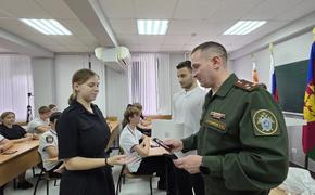 На Кубани состоялось первое посвящение в кадеты 60 студентов Колледжа ККИ РУК