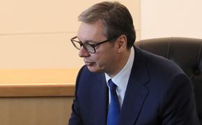 Вучич заявил, что в ходе встречи с Макроном обсуждал возможность мира на Украине