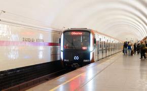 Новый состав «Балтиец» в коричневой ливрее начал работу в метро Петербурга
