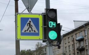 Светофоры на проспекте Стачек модернизировали для трамваев