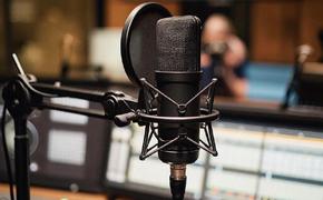 Представитель ближнего зарубежья несколько дней назад ворвался в прямой эфир радиостанции «Шок» с призывами «сбросить атомные бомбы на Москву»