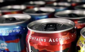 В Госдуме предложили продавать энергетики в аптеках