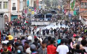 Где в мире в 2025 году произошли госперевороты и массовые протесты