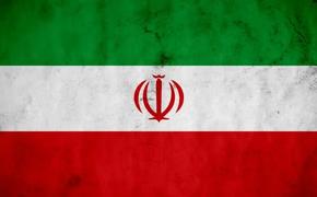 Протесты в Иране: сожжение госсимволов и полицейских машин