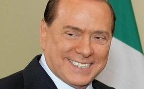 Подруга Сильвио Берлускони тащит возлюбленного под венец