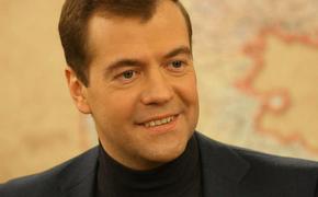 Дмитрий Медведев поздравил машиностроителей с праздником