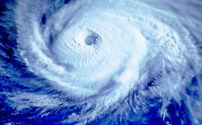 В Японии на острове Окинава отменены все авиарейсы из-за угрозы  тайфуна "Фитоу"