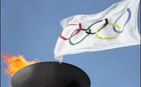Олимпийский огонь прибыл в Москву