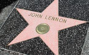 Вандалы осквернили звезду Леннона в Голливуде
