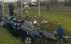 BMW из свадебного кортежа влетел в грузовик в Чувашии: погибли все