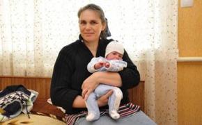 41-летняя женщина  родила своего 21-го ребенка