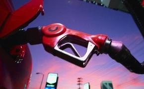 Украина переплюнула Россию по цене на бензин