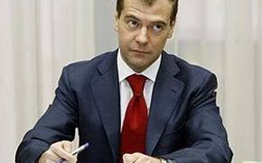 Медведев грозит Украине требованием предоплаты газа
