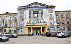 Астахов посетил в Самаре скандальную больницу Семашко