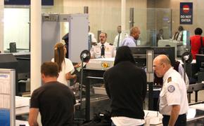 В аэропорту Лос-Анджелеса отложили 746 рейсов из-за стрельбы