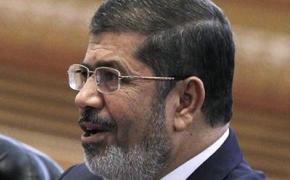 Мурси не захотел одеть белые одежды предварительно заключенных