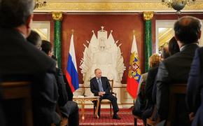 Путин поддержал предложение сократить полномочия муниципальных властей