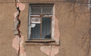 Землетрясение в Таджикистане разрушило сотню домов