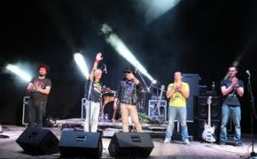 Группа «Крематорий» посвятила песню Януковичу на концерте в Симферополе