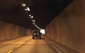 Авто: в районе Волоколамского тоннеля ограничили движение